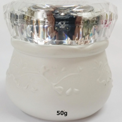 กระปุกครีม 50 g : กระปุกครีม สีขาวฝาเงิน 50g