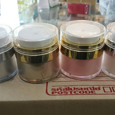 กระปุกครีมอะคริลิค : กระปุกครีม 15g 30g พ่นกลาง สูญญากาศ ฝาใส